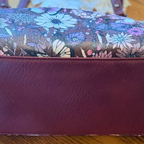 SAKROOTS CABERNET IN BLOOM-PURPLE METRO TOTE - Picture 3 of 3